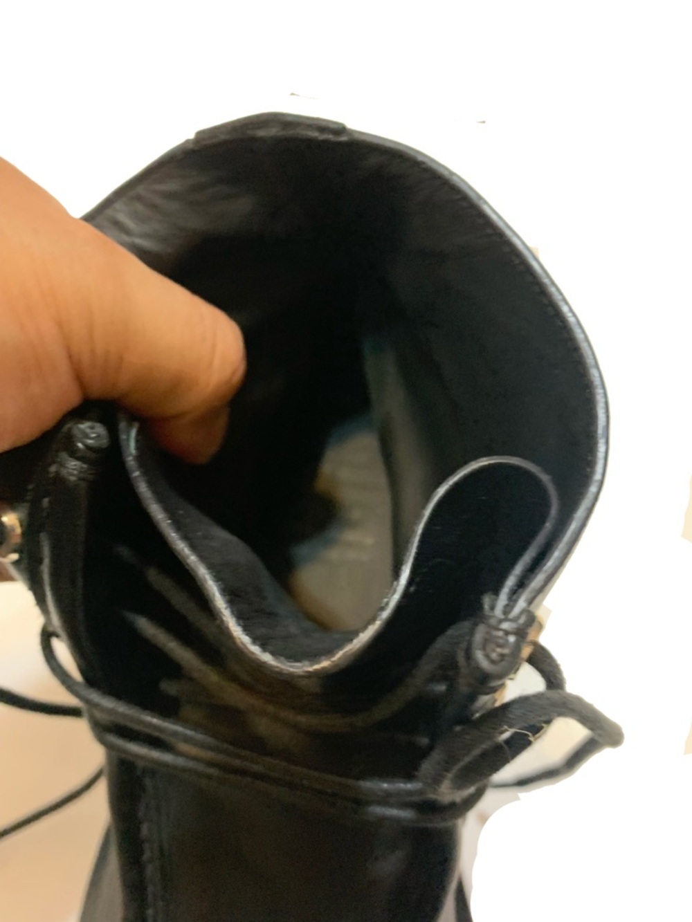 Givenchy women’s Black Leather lace up boots - Picture 11 of 11